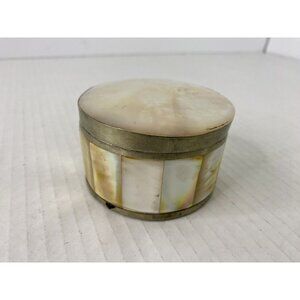 Mother of Pearl Inlaid Round Trinket Box Lid Silver Tone‎ Rim Vintage